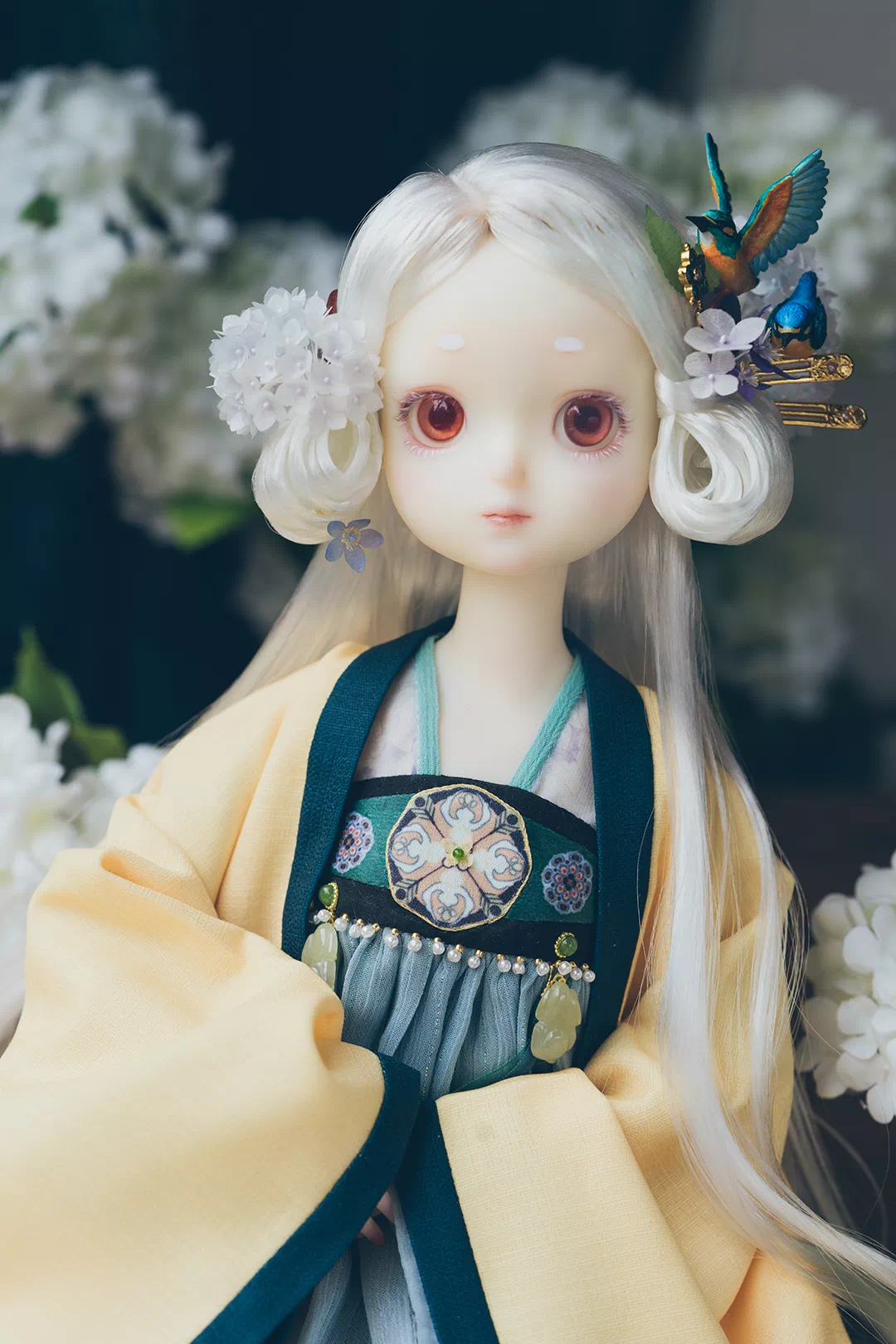 Con Shi Yuzhu’s) Marketing (I): Cómo se anuncia el platino cerebral